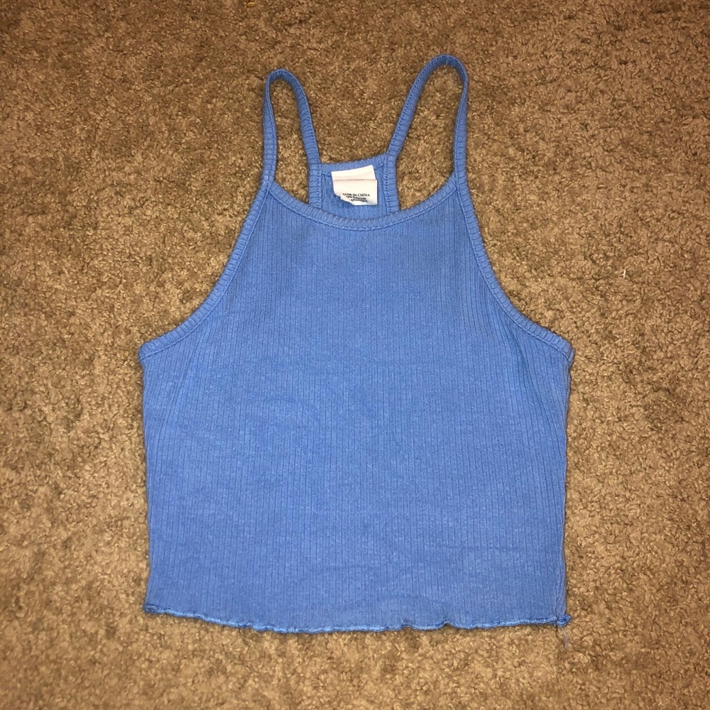 Tilly’s blue tank top